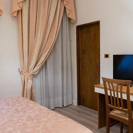 Belvedere Отель 2*